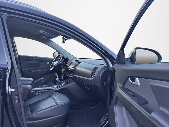 Kia Sportage 13 of 30