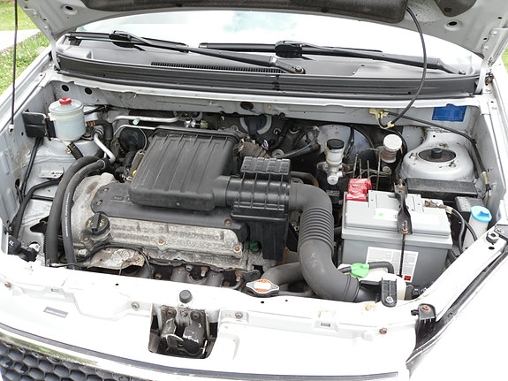 Suzuki Liana 4 of 5