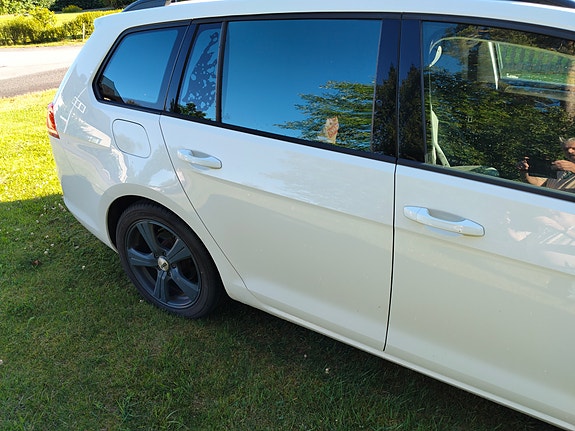 Volkswagen Golf VII 4 of 5