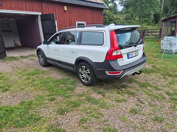 Volvo XC70 4 of 5