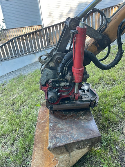 Case CX55 Rototilt,gripL 3 of 5