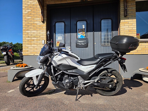 Honda NC750S /toppbox -14 3 of 5