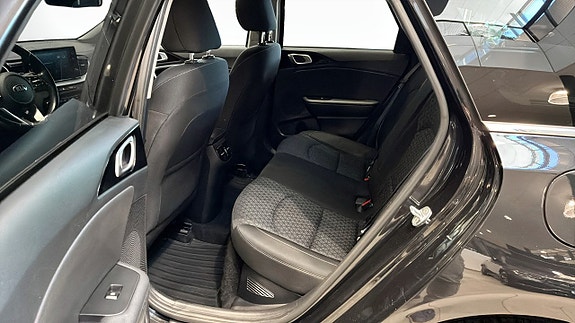 Kia Ceed 9 of 20