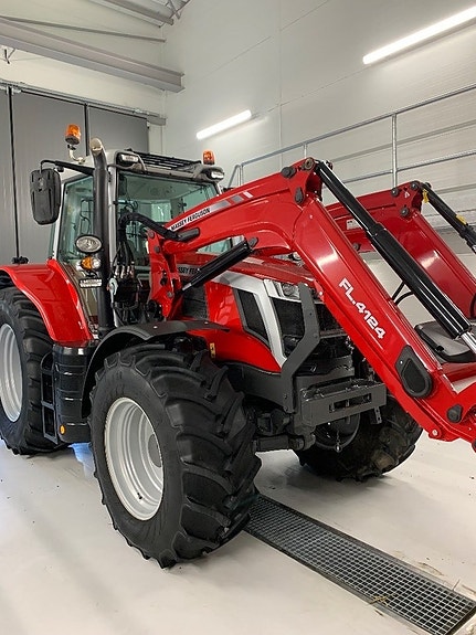 Massey Ferguson 6 S 2 of 10