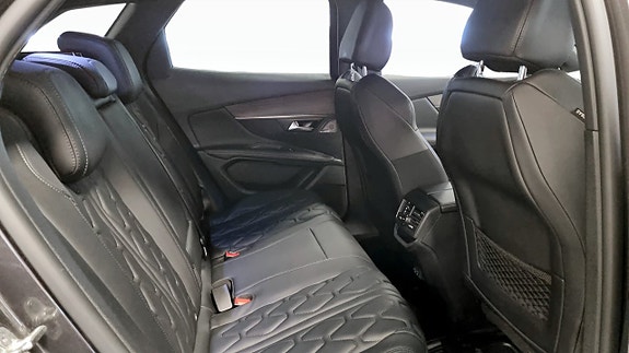 Peugeot 3008 5 of 5