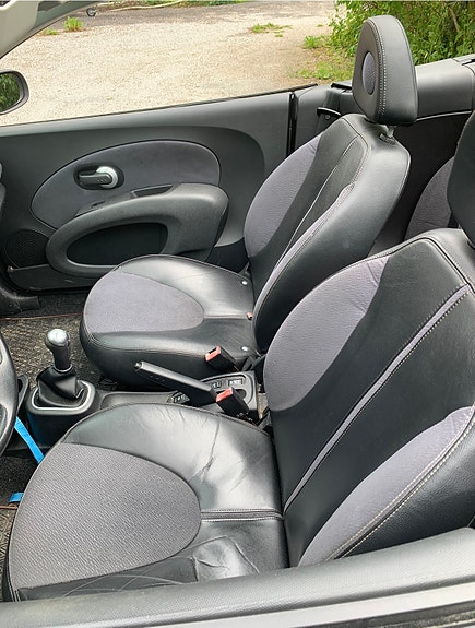 Nissan Micra C+C 4 of 5