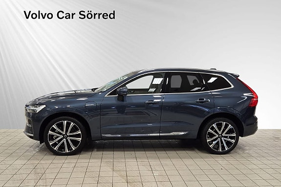 Volvo XC60 3 of 5