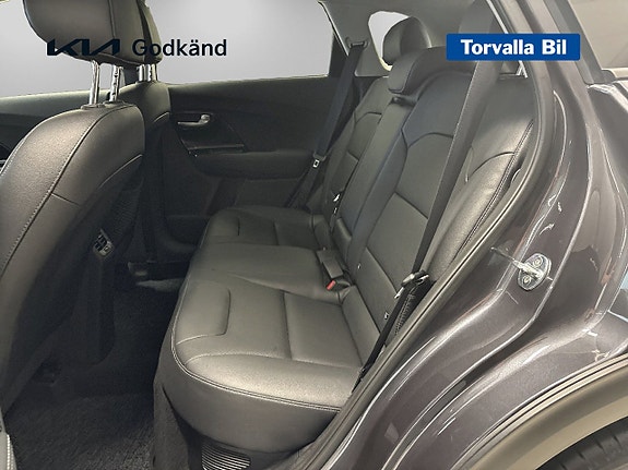 Kia Niro 10 of 15