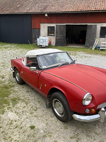 Triumph Spitfire 2 of 5