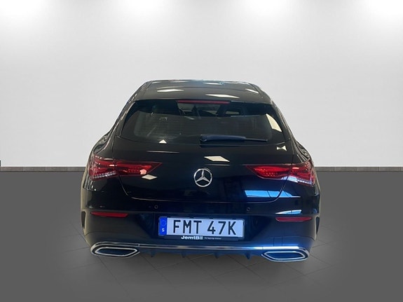 Mercedes-Benz CLA200 3 of 5