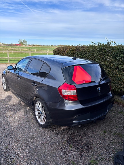 BMW 120i 2 of 2