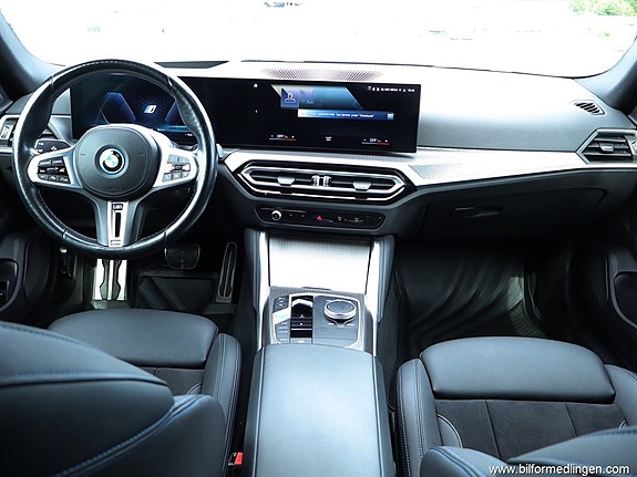 BMW i4 6 of 23