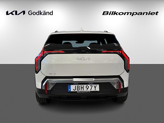Kia EV3 5 of 5