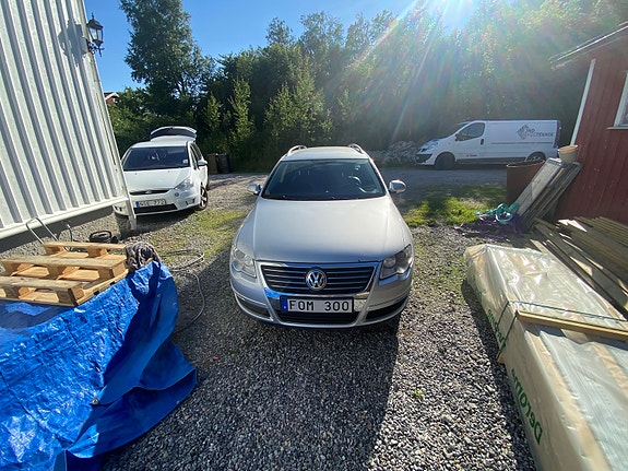 Volkswagen Passat 3 of 5