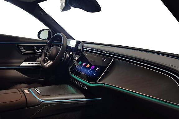 Mercedes-Benz E300 e 8 of 11