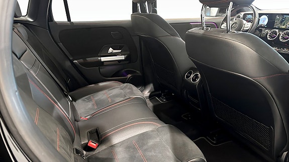 Mercedes-Benz EQA300 5 of 12