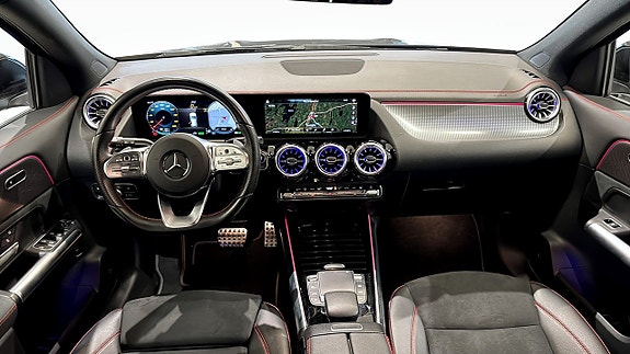 Mercedes-Benz EQA300 4 of 12