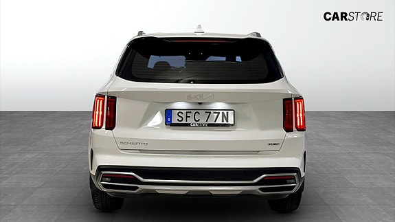 Kia Sorento 7 of 26