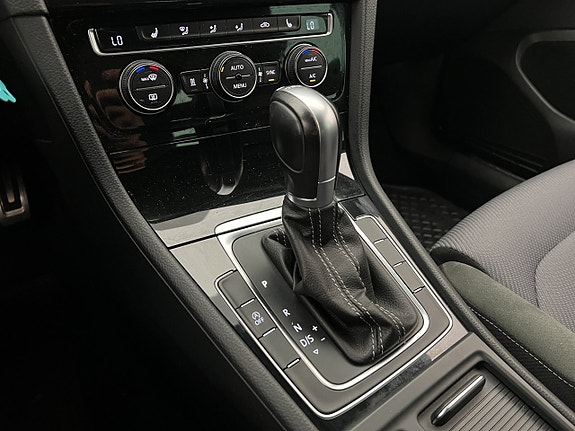 Volkswagen Golf I 18 of 26