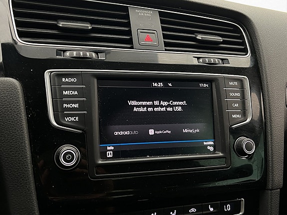 Volkswagen Golf I 16 of 26