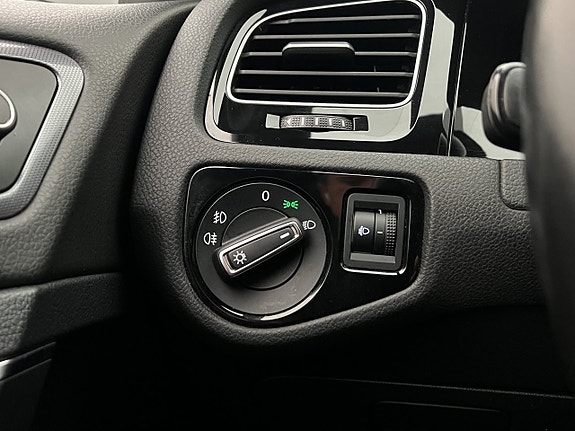 Volkswagen Golf I 12 of 26