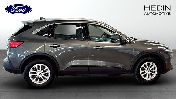 Ford Kuga 6 of 9