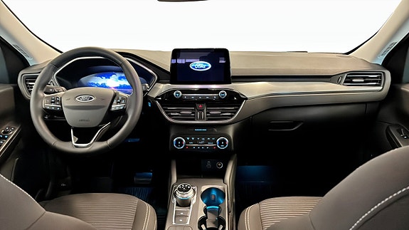 Ford Kuga 4 of 9