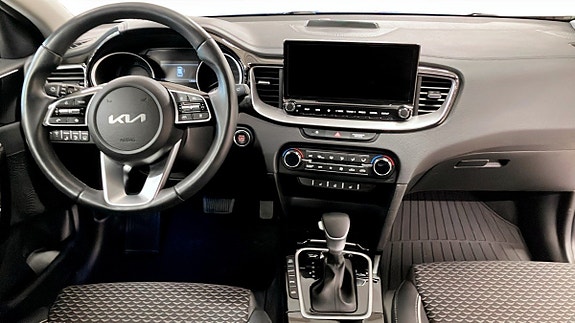 Kia Ceed 4 of 14