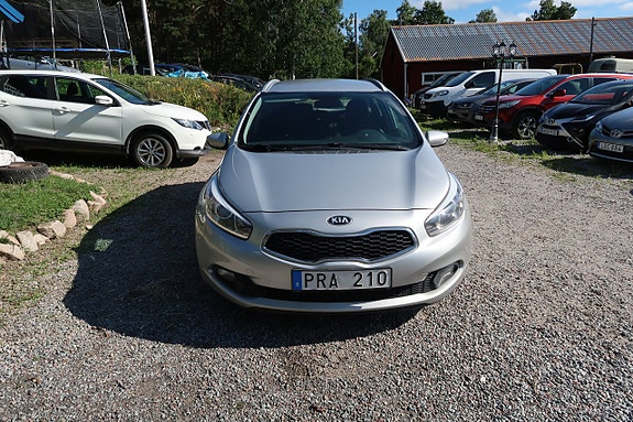 Kia Ceed 3 of 6