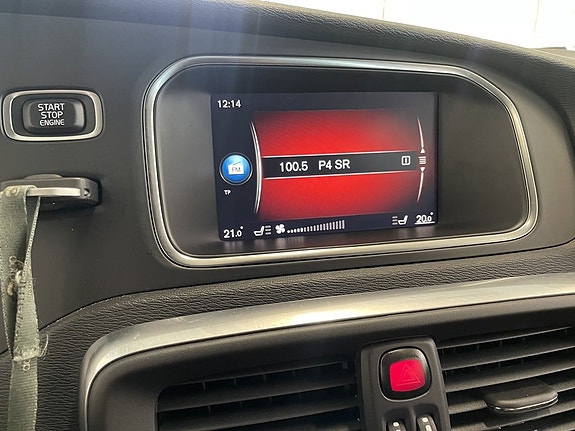 Volvo V40 Cross Country 16 of 18