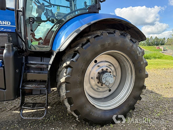 Traktor New Holland T7.270 11 of 27