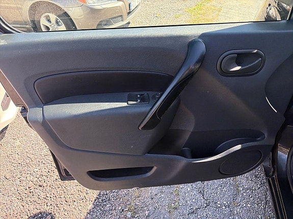 Renault Kangoo 12 of 22