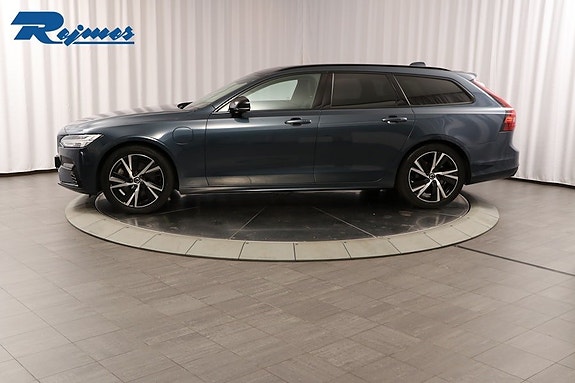 Volvo V90 8 of 25