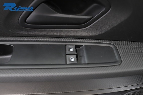 Dacia Sandero 7 of 23