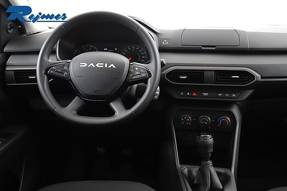 Dacia Sandero 4 of 23