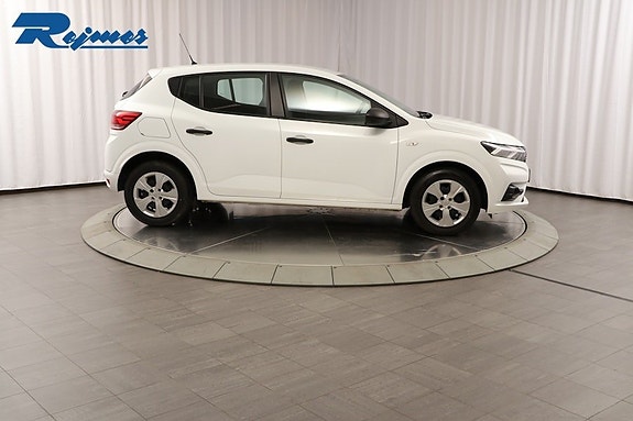 Dacia Sandero 3 of 23