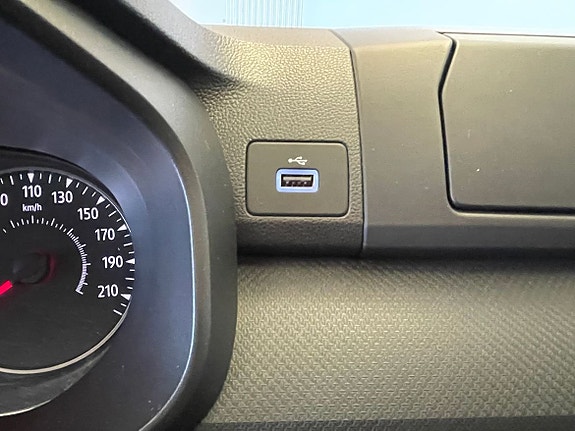 Dacia Sandero 8 of 9