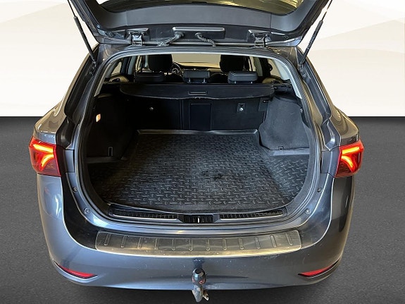 Toyota Avensis 13 of 22