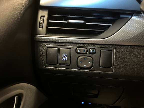 Toyota Avensis 22 of 22
