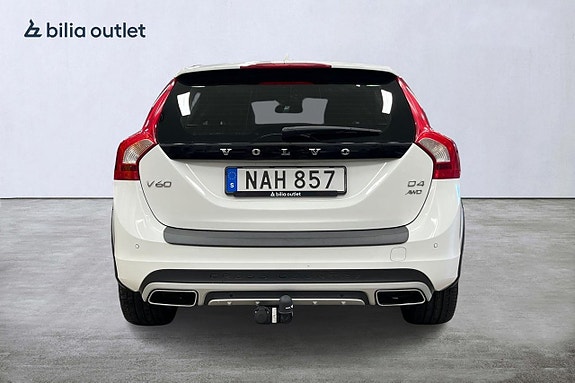Volvo V60 Cross Country 5 of 5