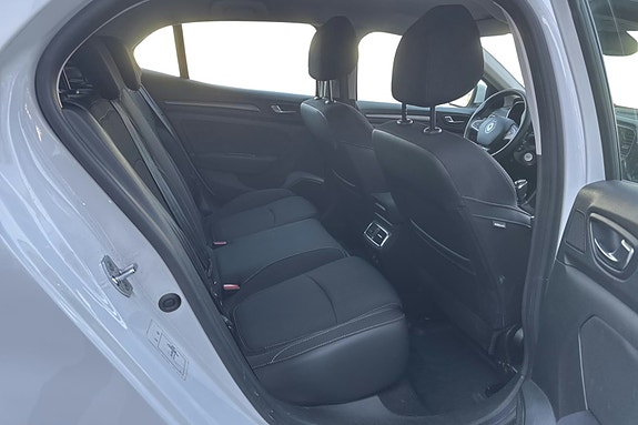 Renault Megane IV 7 of 9
