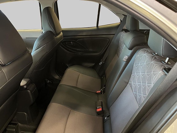 Toyota Yaris Cross 11 of 24