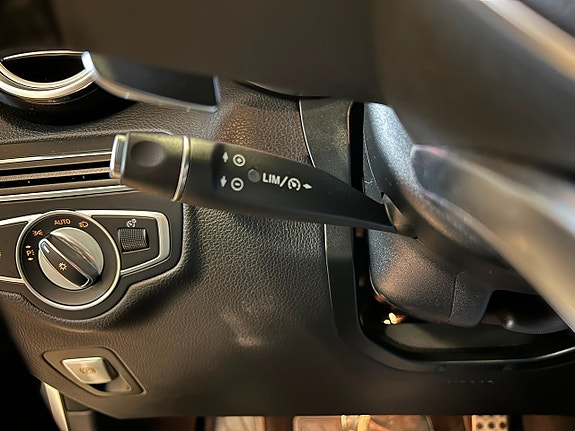 Mercedes-Benz GLC220 d 17 of 23