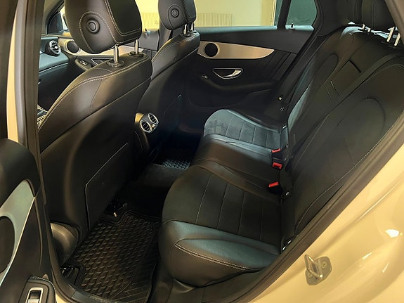 Mercedes-Benz GLC220 d 13 of 23