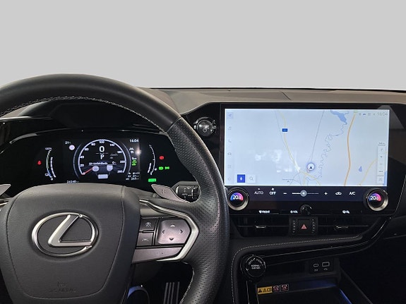 Lexus NX450h+ 12 of 19