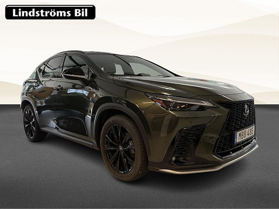 Lexus NX450h+ 3 of 19