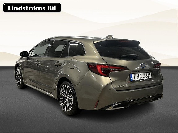 Toyota Corolla 4 of 24