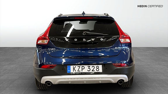 Volvo V40 Cross Country 5 of 5