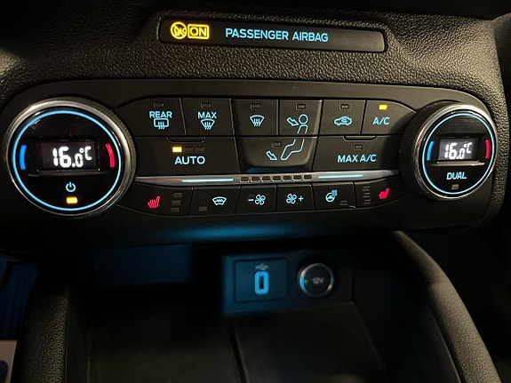 Ford Focus 20 of 25