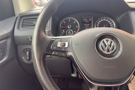 Volkswagen Caddy Maxi 9 of 20
